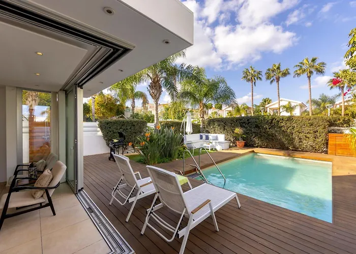 Seaside Narcissos 2 Villa