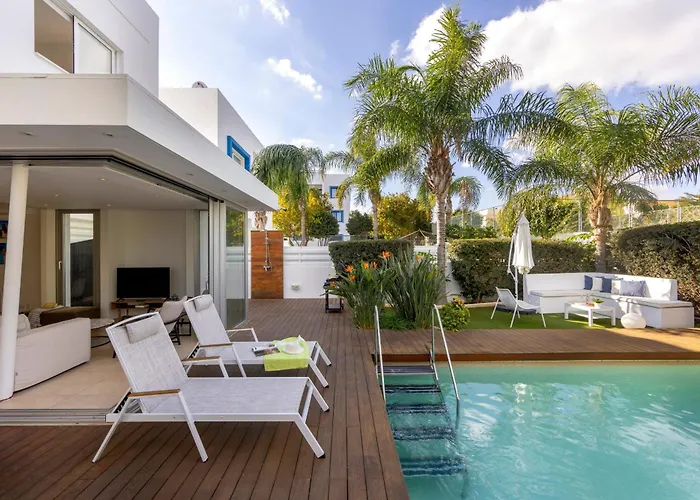 Seaside Narcissos 2 Villa *