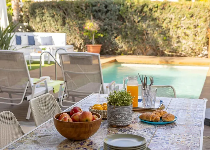 Villa Seaside Narcissos 2 *