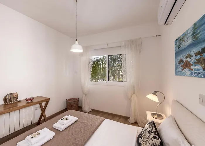 Villa Seaside Narcissos 2 *